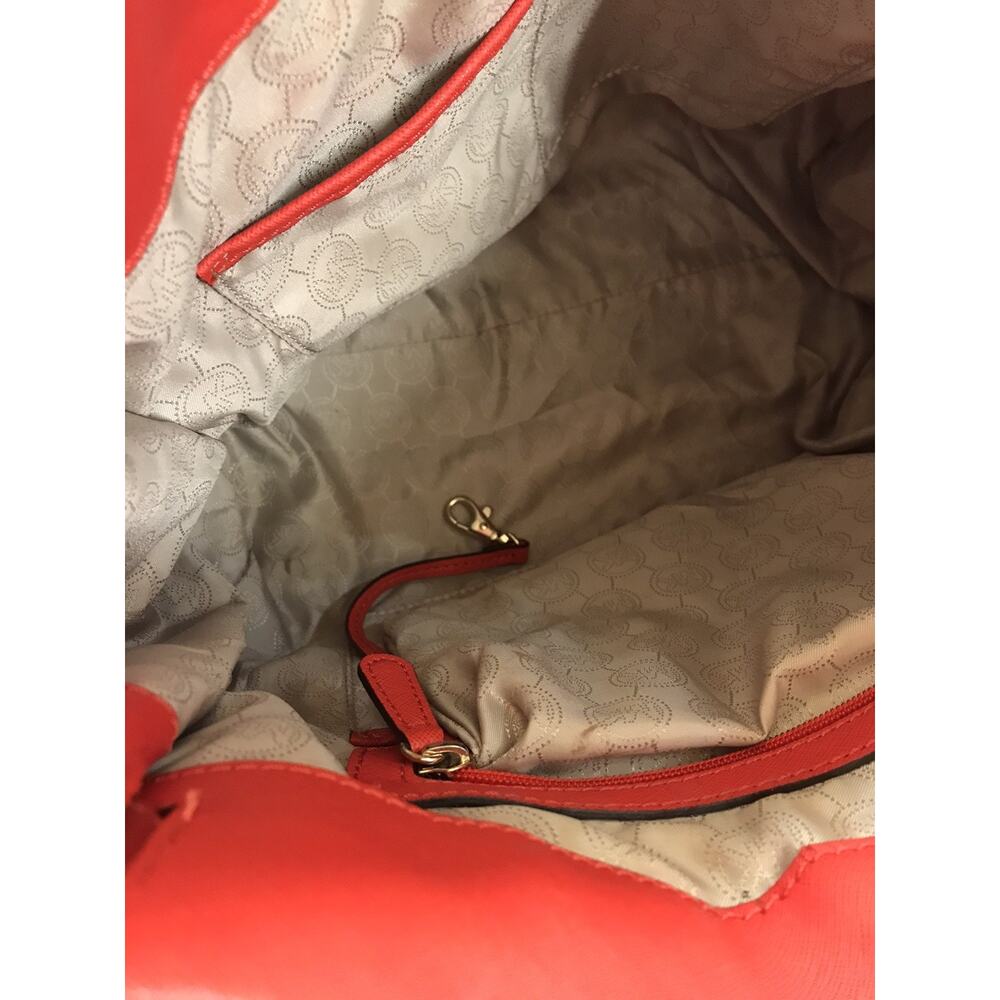 MICHAEL KORS Riley Optic RED LOCK Charm Leather Lg Satchel Chain Crossbody Bag - Picture 11 of 15